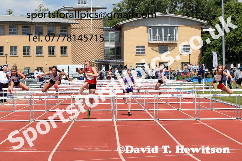 Womens Under-17s and Girls Under-15s Hurdles, 2022 Northern Inter Counties U17s and U15s Track and Field, York, Thursday, June 2nd. Photo: David T. Hewitson/Sports for All Pics